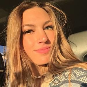 Meet your Posher, Marissa